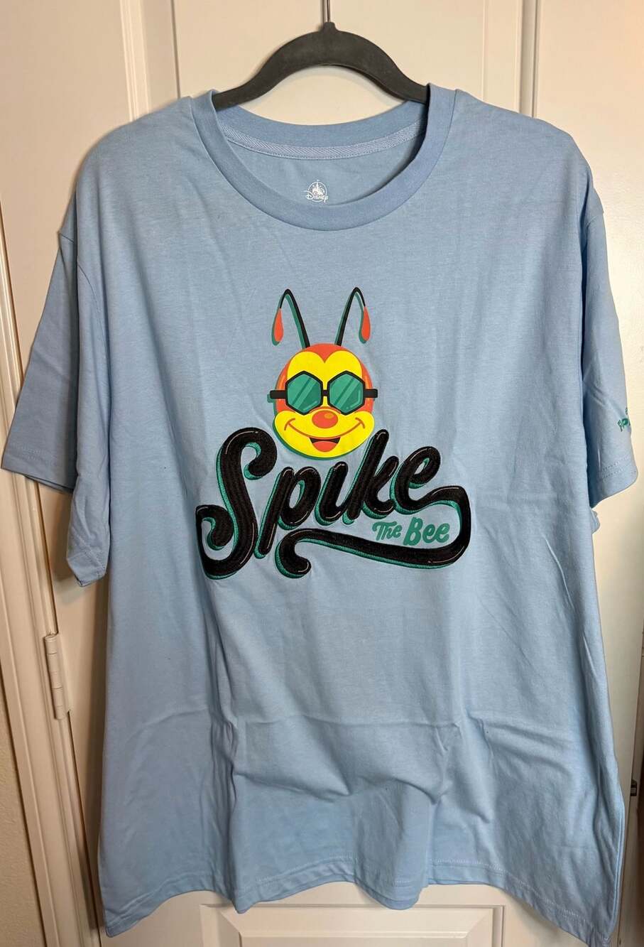 NWT Disney Spike The Bee Epcot Flower And Garden Size XXL